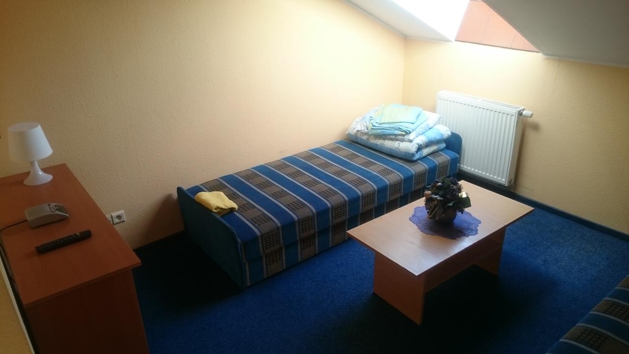 O.W.Bingo Hotel Bieszkowice Bagian luar foto